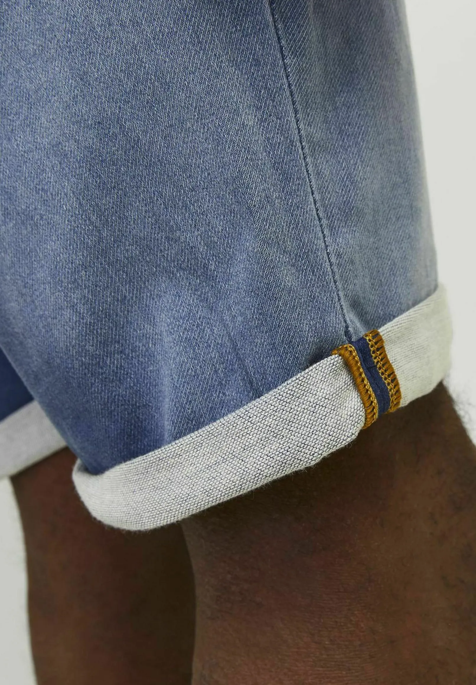 REGULAR FIT - Shorts di jeans